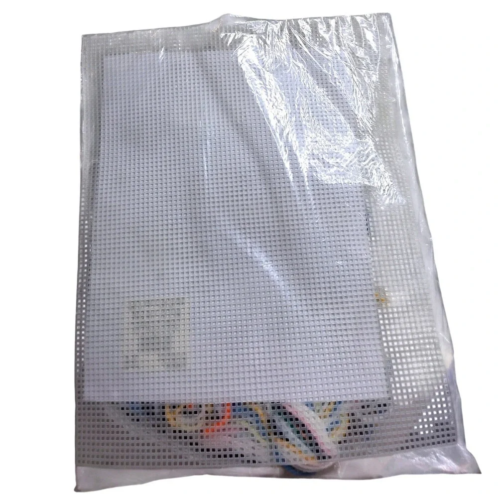Dog Tote Bag Plastic Canvas Kit Julia Bernstein #1827 Multi Color Pets DIY New